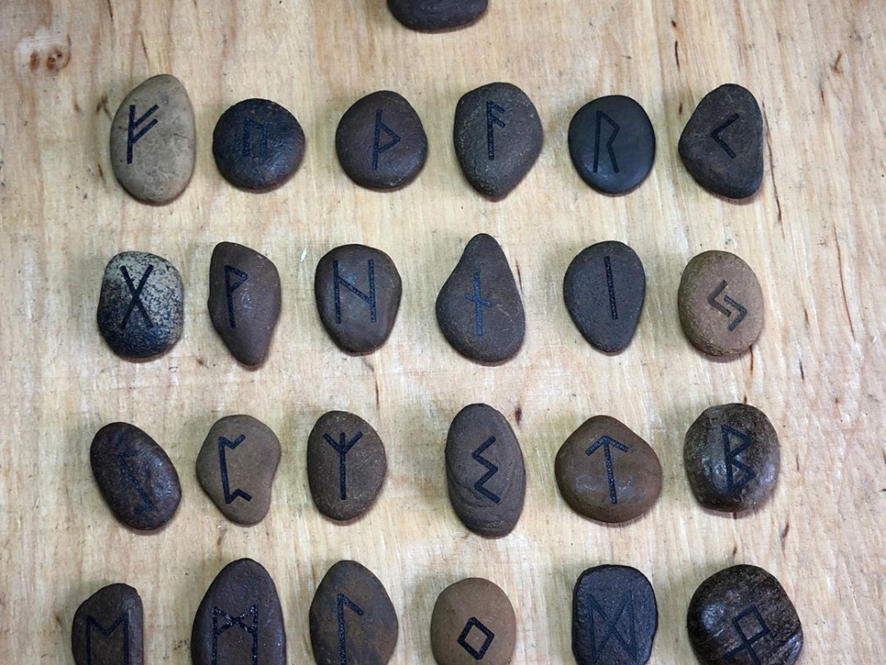 gepersonaliseerde item in steen