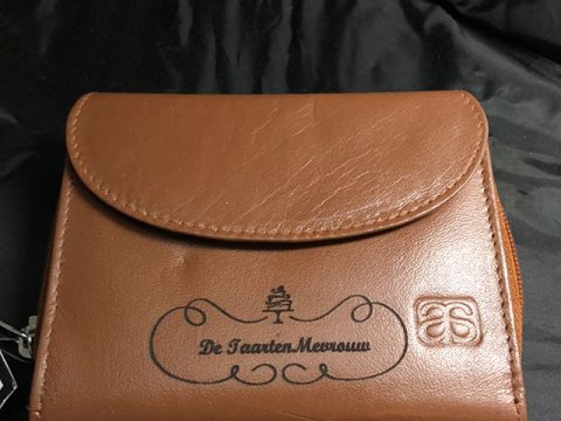 gelaserde leren portemonee